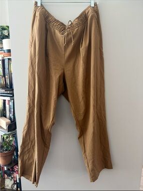 Women’s Drawstring Pants in Tan